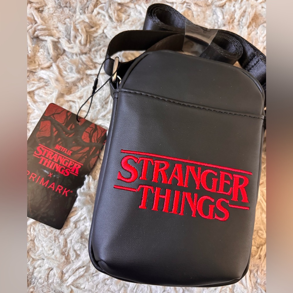 Stranger Things Black Mini Crossbody Bag Phone Wallet Bag Brand New Primark - Picture 3 of 6
